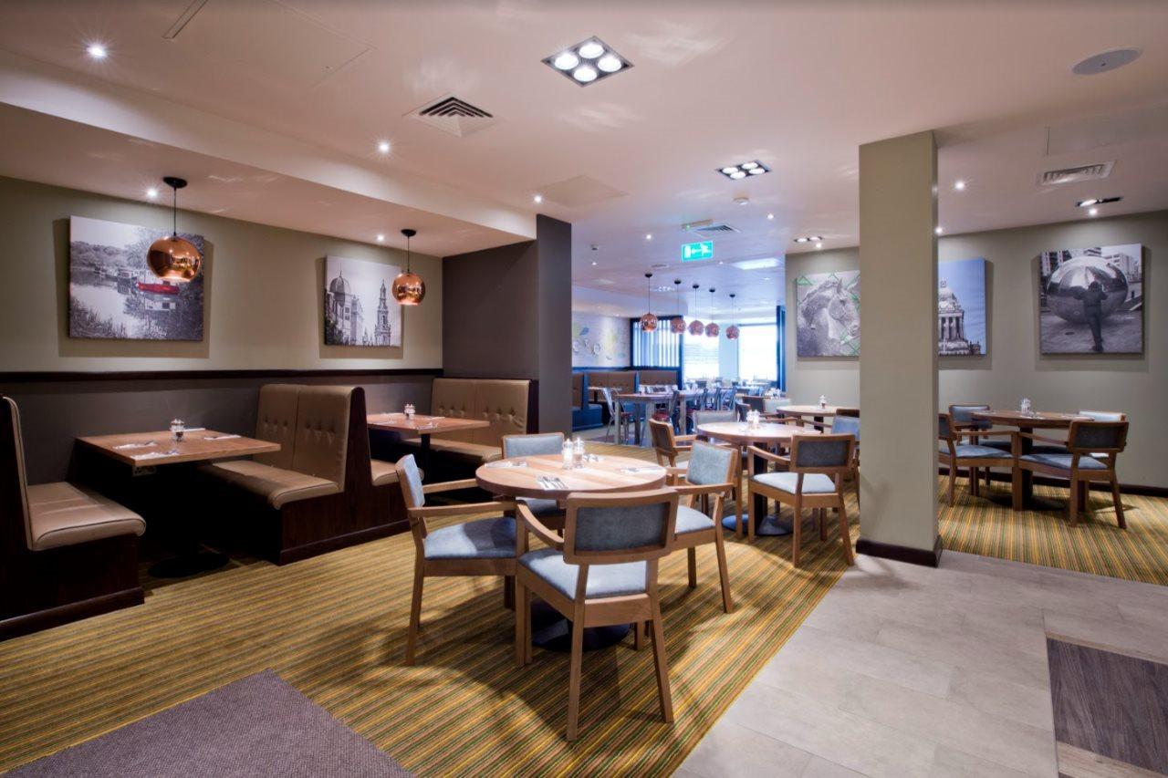 Premier Inn Leeds City Centre Kültér fotó